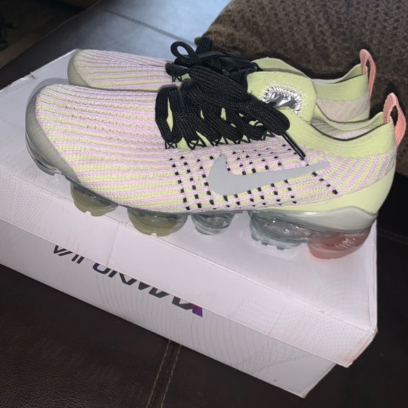 Nike vapormax - Picture 1 of 2